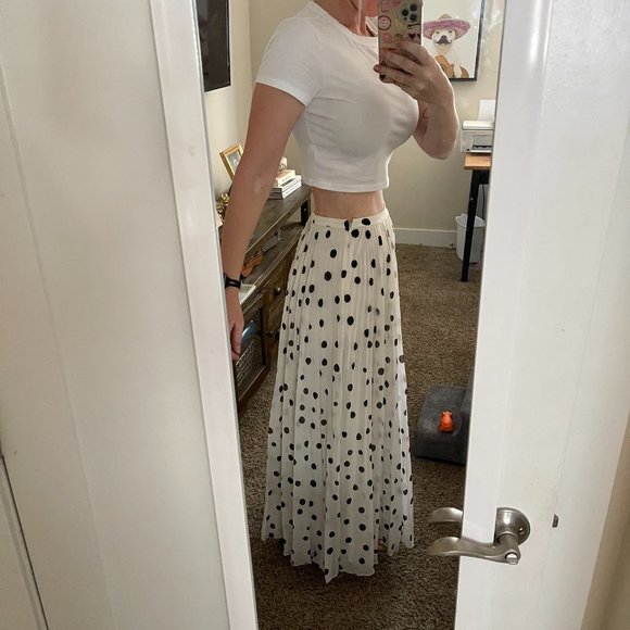 Asos Brand - High Waisted polka dot maxi skirt - size 6 - Picture 4 of 9